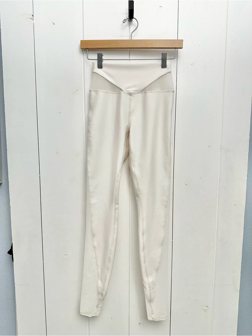 Alo Yoga Airlift Mesh High-Waist Allure Legging In Ivory Size XS